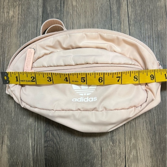 Adidas Light Pink Belt Bag Fanny Pack Front Zipper - Picture 9 of 10